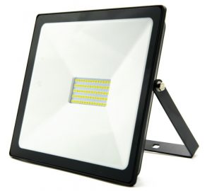 Foco de led negro plano 50 watios 110/220V 6400k