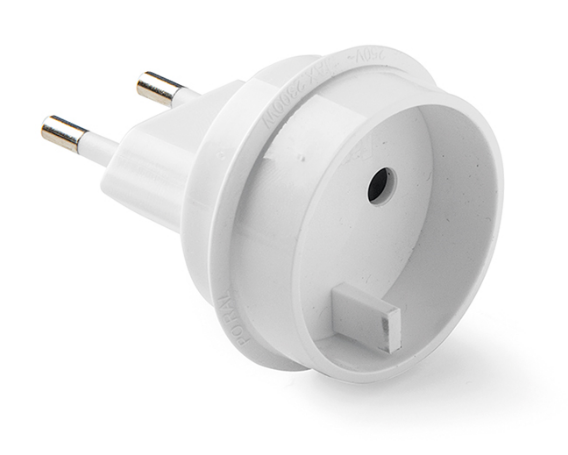 Adaptador 1sal 2P 10A 250V IP20 Blanco