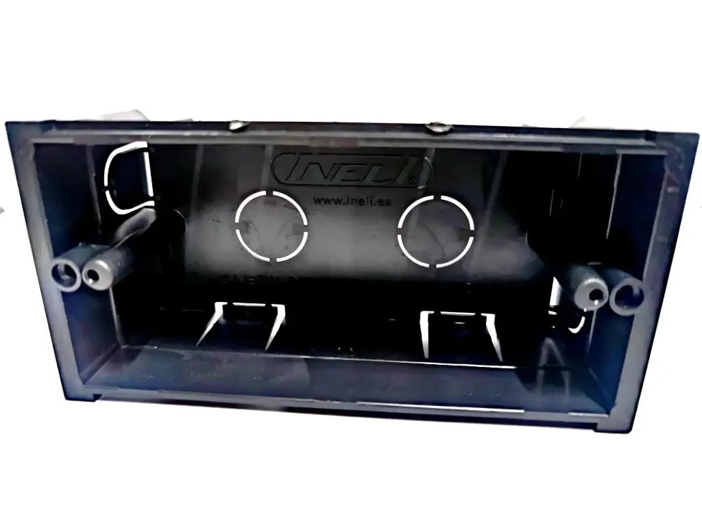 Caja 504 rectangular de empotrar (plástico negra)